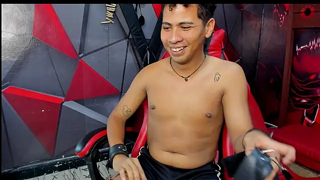 Raphael Latin online show from October 25, 4:14 am