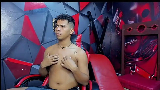 Raphael Latin online show from October 28, 4:15 am