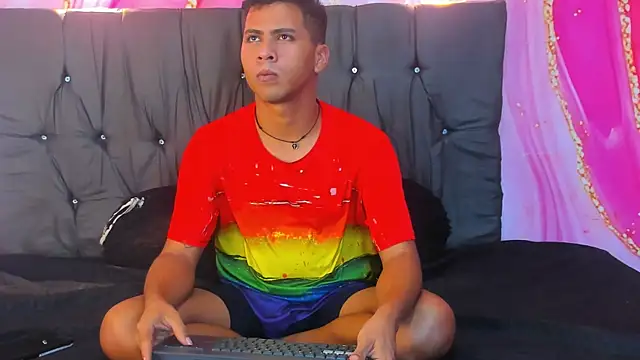 Raphael Latin online show from November 6, 4:04 am