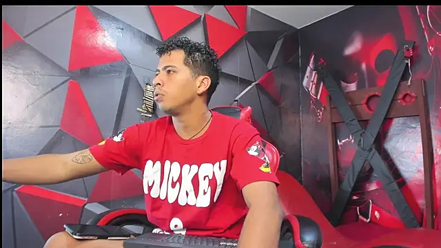 Raphael Latin online show from October 23, 4:05 am