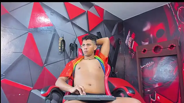 Raphael Latin online show from October 29, 4:26 am