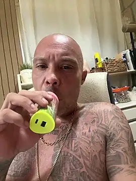 gitanoMad online show from April 17, 10:01 pm