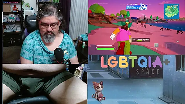 geekycastillo online show from November 9, 3:54 am