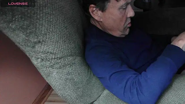 DoubleTrouble59 online show from November 11, 7:02 am