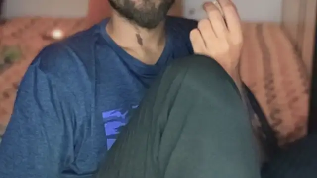 MakeMeAwareAah online show from April 27, 5:52 pm