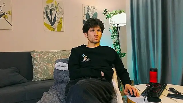 elvano et online show from November 21, 7:13 pm