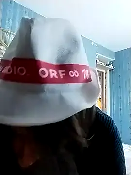 Malli k online show from February 21, 12:28 pm