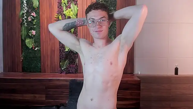 Lil James online show from April 24, 8:33 pm