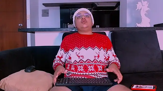 Santo Pecado  online show from November 4, 12:28 pm