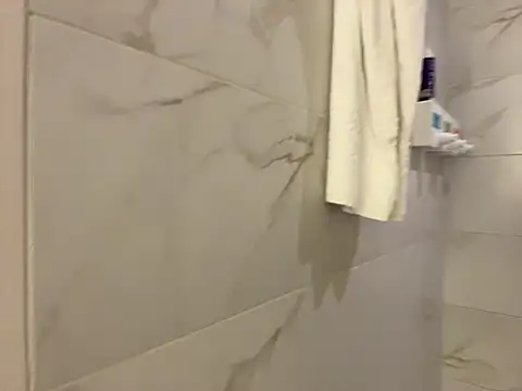 bobbyatx online show from October 27, 12:24 am