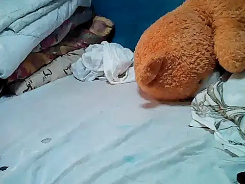 SmallluncutCock online show from December 2, 7:33 am