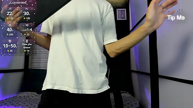 LiamPage  online show from November 19, 9:58 pm