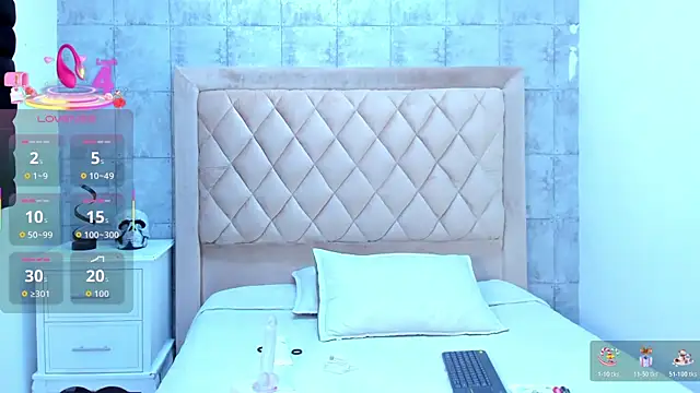 LiamPage  online show from November 4, 10:11 pm