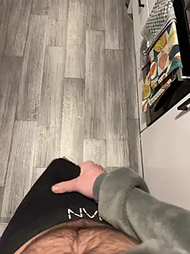 sevenisthemagicnum online show from March 7, 7:50 am