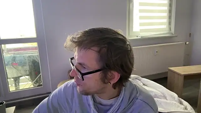 StephPra94 online show from November 11, 8:08 am