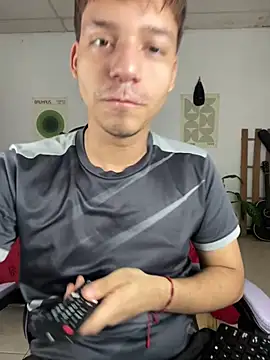 Habel  moretti online show from March 6, 9:45 pm