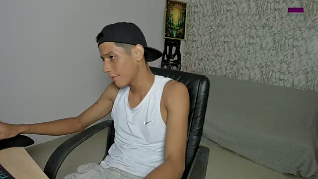 santos desire online show from November 1, 4:05 am