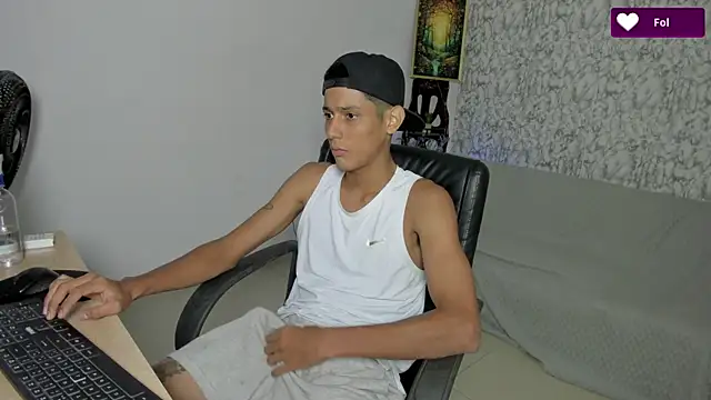 santos desire online show from October 30, 3:52 am