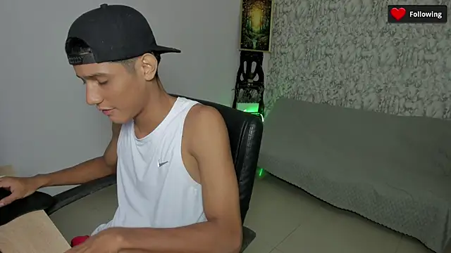 santos desire online show from November 2, 4:06 am