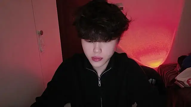 L1kuto online show from March 17, 2:08 pm