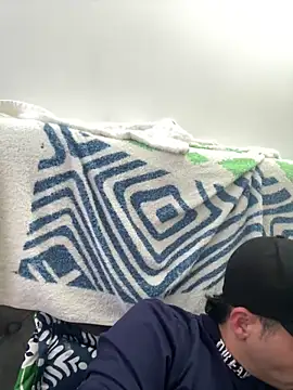 Yeison 8012 online show from March 21, 12:20 pm