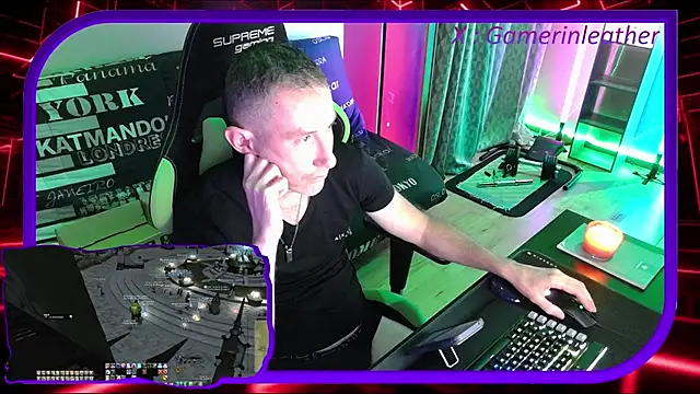 Gamerinleather online show from November 1, 8:57 pm