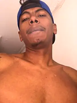 detonador999 online show from October 23, 2:42 pm