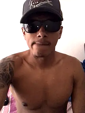 detonador999 online show from October 24, 9:27 pm