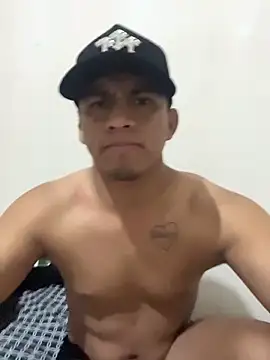 Charlykll online show from February 6, 2:19 am