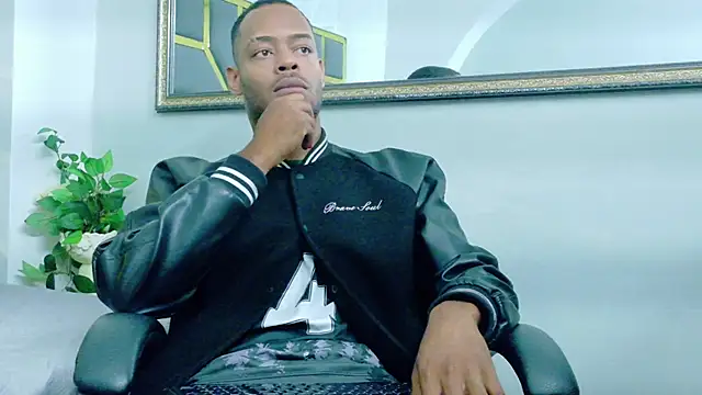 Neytanmalcon online show from November 18, 9:39 pm