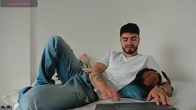 Rendonass online show from October 26, 5:04 pm