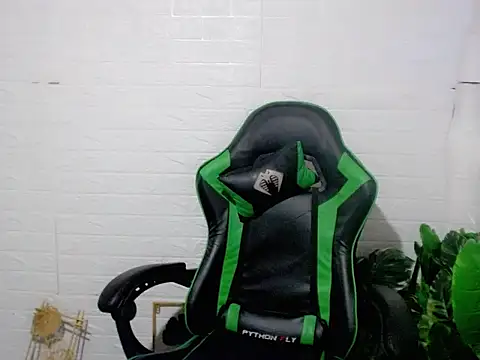 AsianCuteGuy21 online show from March 11, 2:24 pm