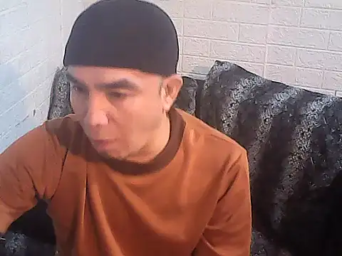 yourasiandesire69 online show from November 24, 11:33 am