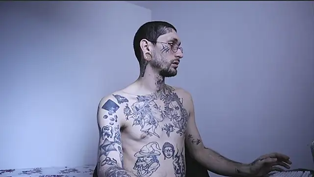 TokyoHatsumoto online show from December 2, 9:29 pm