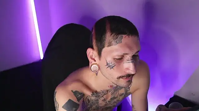 TokyoHatsumoto online show from March 10, 2:06 am