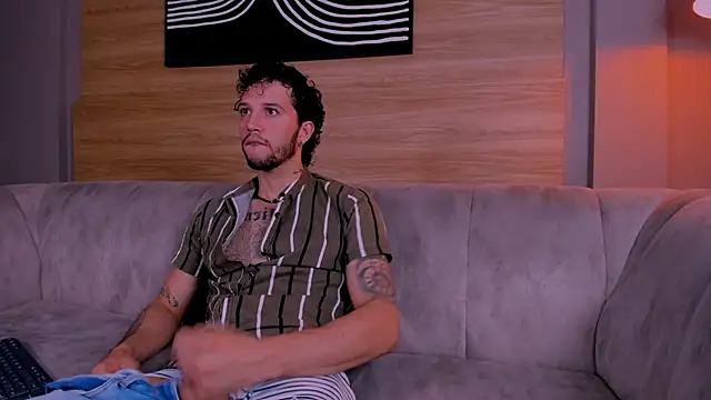 tonny  08 online show from November 14, 2:40 pm