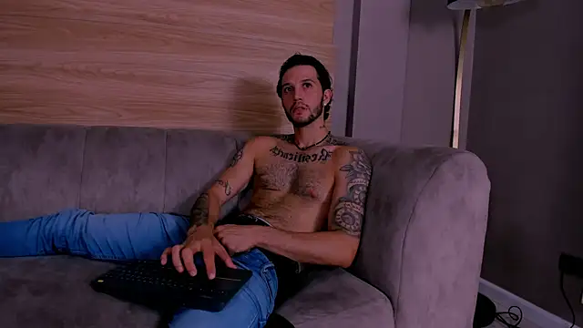 tonny  08 online show from November 13, 2:33 pm