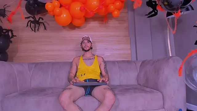 tonny  08 online show from October 30, 1:34 pm