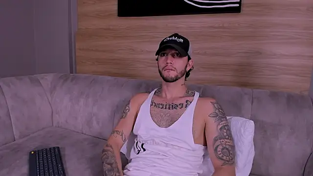 tonny  08 online show from November 8, 2:09 pm