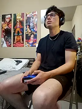 Ais B10 online show from November 6, 3:20 am