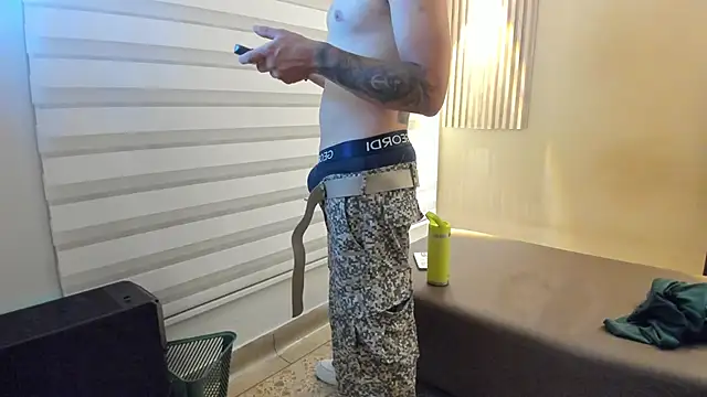 STEINER 01 online show from November 15, 4:36 am