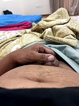 Raj3090 online show from November 5, 9:33 am