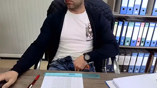 Evasionee online show from March 18, 9:45 am