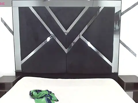 wiltom  online show from October 30, 12:50 pm