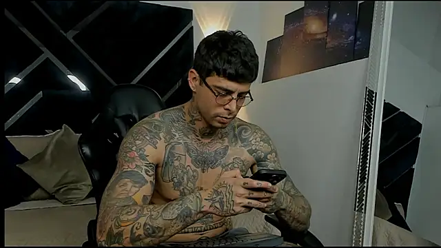 MATEO DILUCA online show from February 1, 9:35 pm