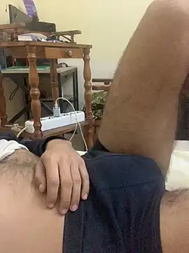 Unique-Man online show from April 27, 1:46 am