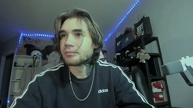 Go V Cs online show from February 14, 7:20 pm