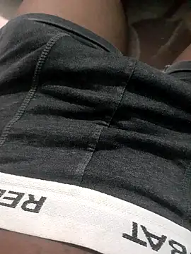 younggblackkCOCK19 online show from May 5, 9:15 pm