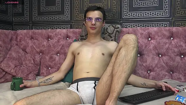 AidenStorm online show from November 4, 6:53 pm