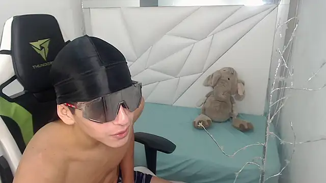 Cash G  online show from November 13, 9:19 pm